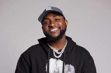 How to Chat with Davido